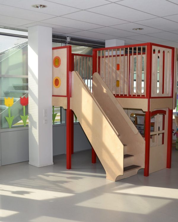 Speelwerkverdieping trap links 06