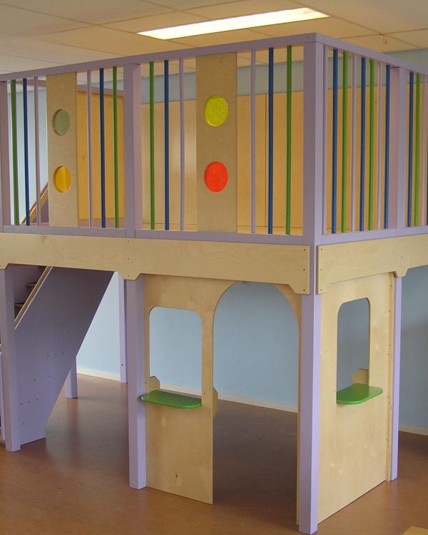 Speelwerkverdieping trap links 03